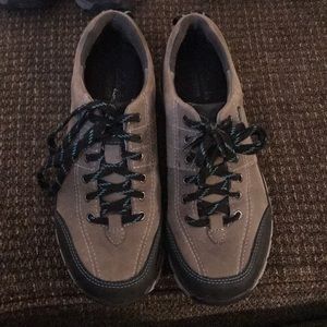 Clark's Wave Walk Sz 6 (the older, better version)